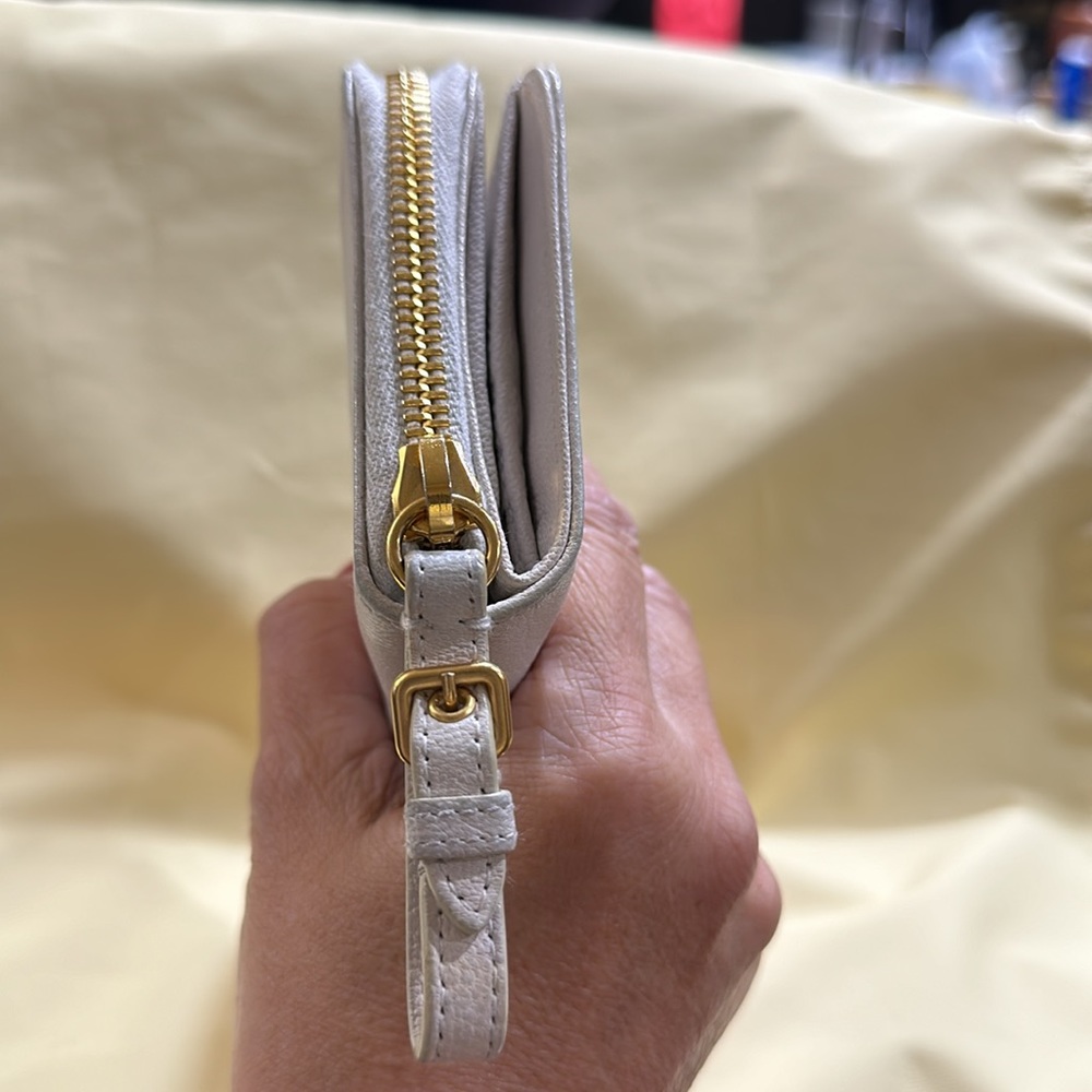 Nwot Miu Miu Two-Fold White Wallet - image 5